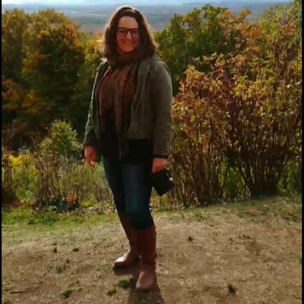 Meet your Posher, Danica